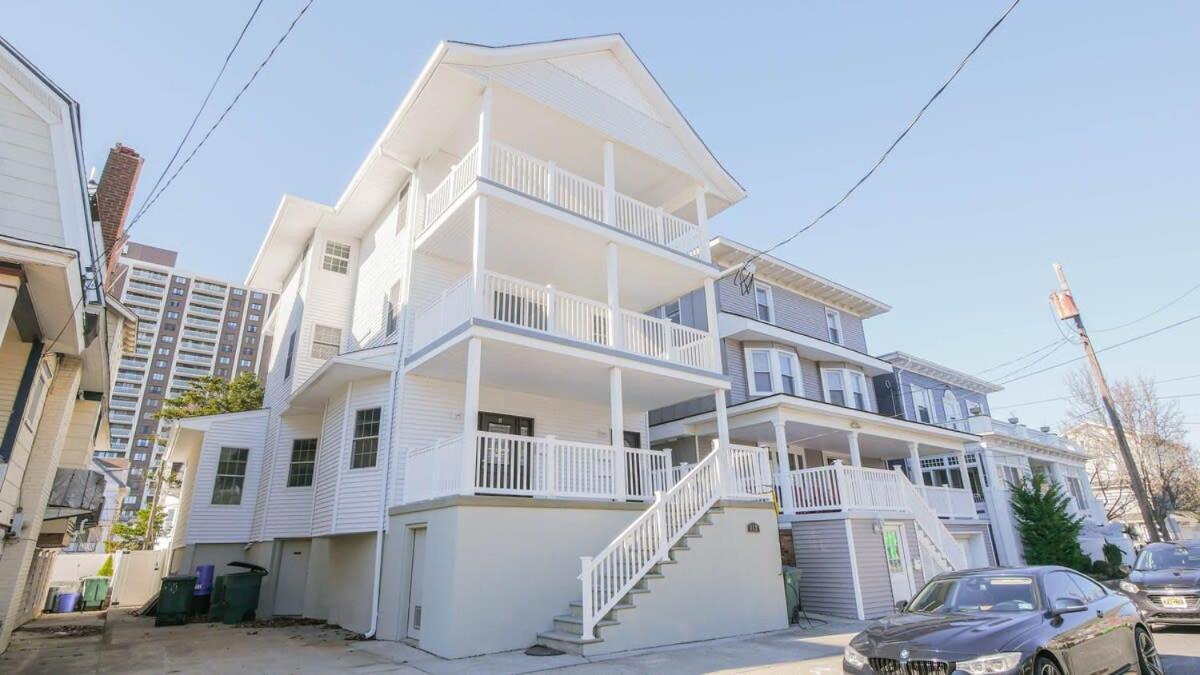 Bartram Dream House I - Bartram Retreat
